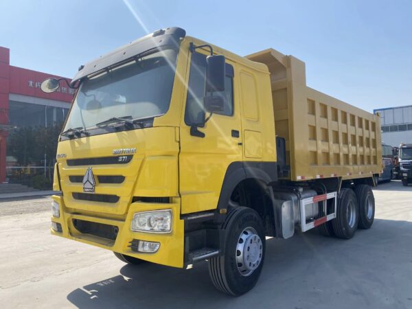 HOWO 6x4 DUMP TRUCK