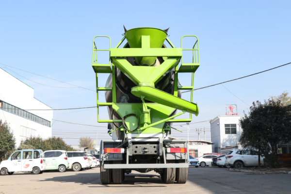 HOWO MIXER TRUCK - Image 6