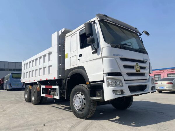 HOWO 6x4 RHD DUMP TRUCK