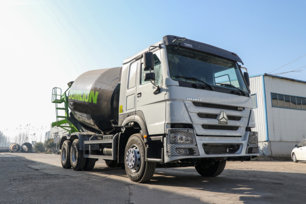 HOWO MIXER TRUCK